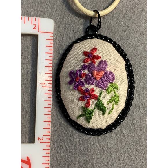 Handmade Embroidered Necklace Pendant with Purple Floral Bouquet - Picture 4 of 5